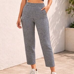 Urban Renewal Black and White Houndstooth Cropped Pants